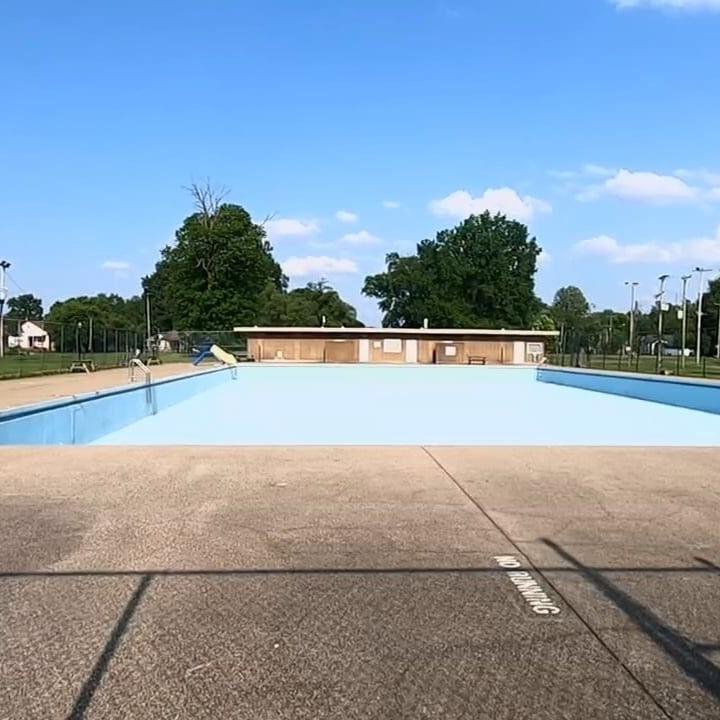 City of Louisville offering free YMCA, Kentucky Kingdom summer passes to Algonquin families